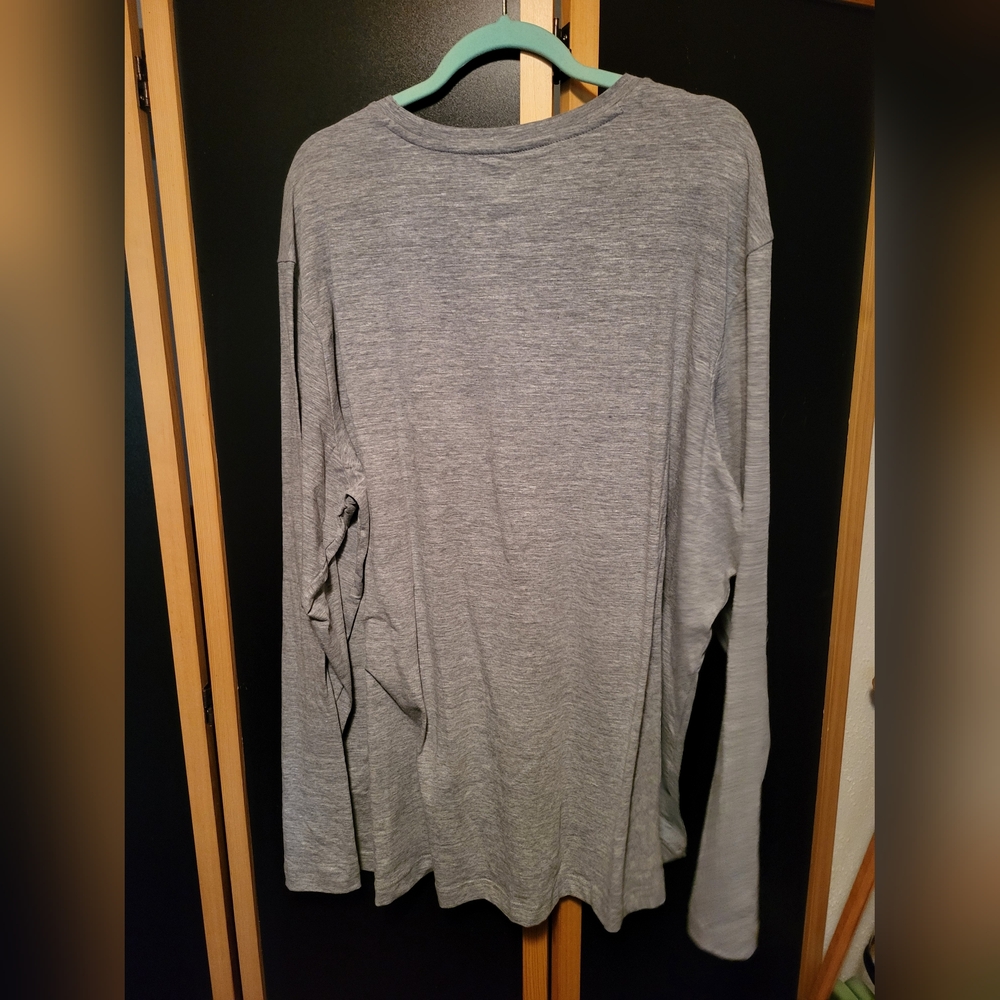 3X Gray Long Sleeve Graphic Tee - Picture 2 of 3